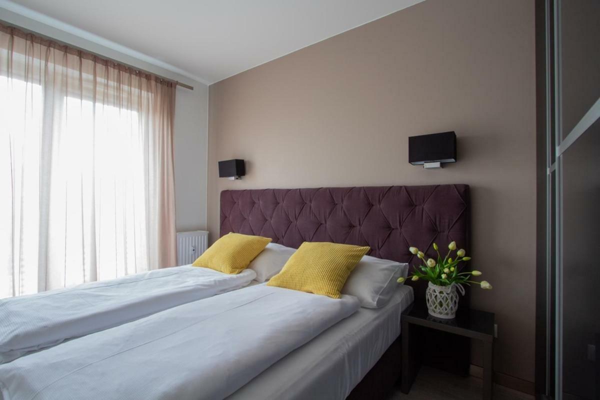 Apartament W Rezydencji Solna Kołobrzeg Exteriör bild